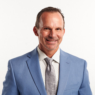 Thousand_Robert_616-313